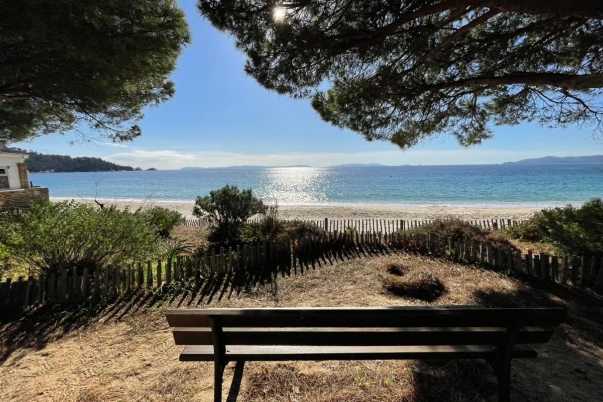 Charming Air-Conditioned One-Bedroom 150M From Cavaliere Beach Le Lavandou Eksteriør billede