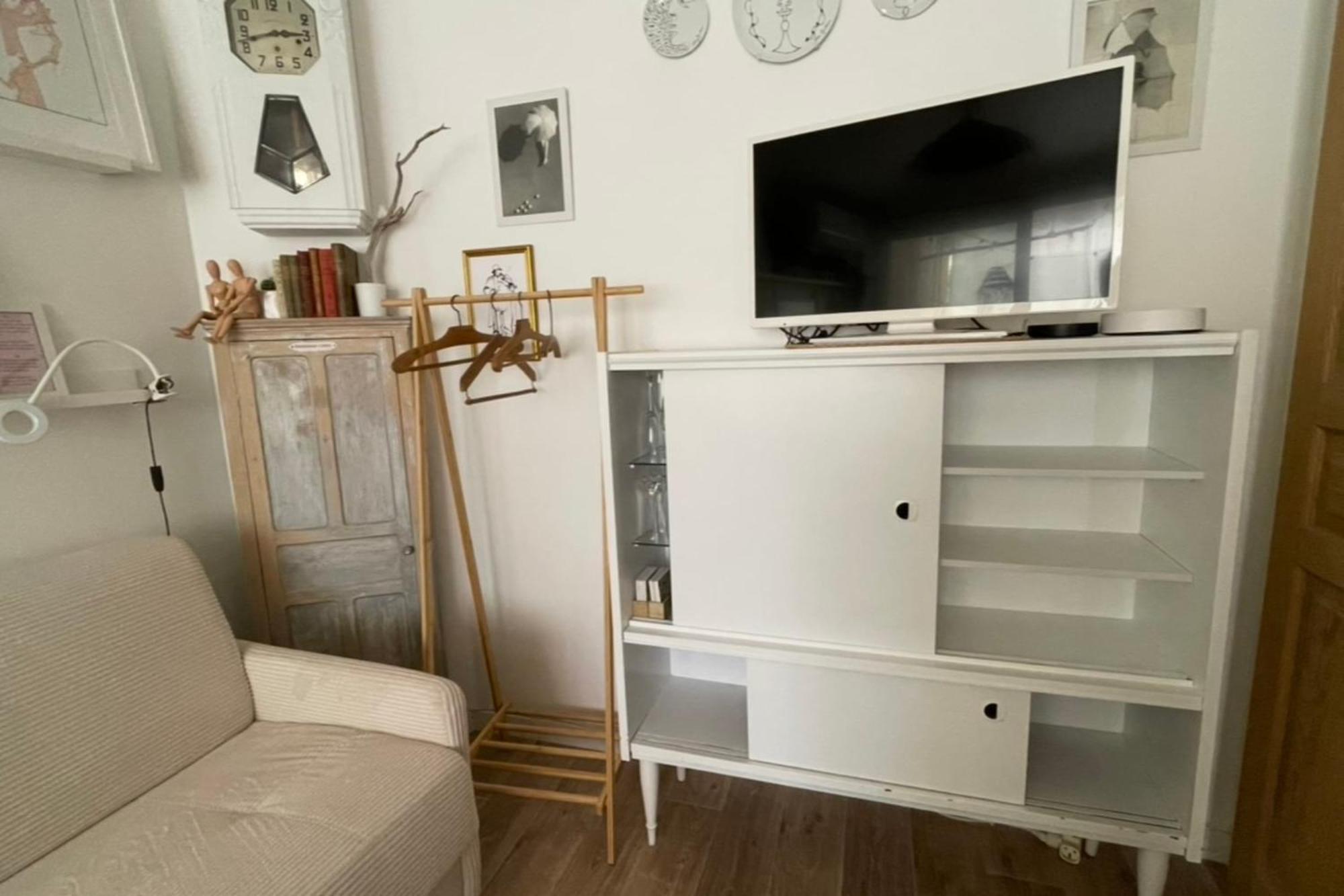 Charming Air-Conditioned One-Bedroom 150M From Cavaliere Beach Le Lavandou Eksteriør billede